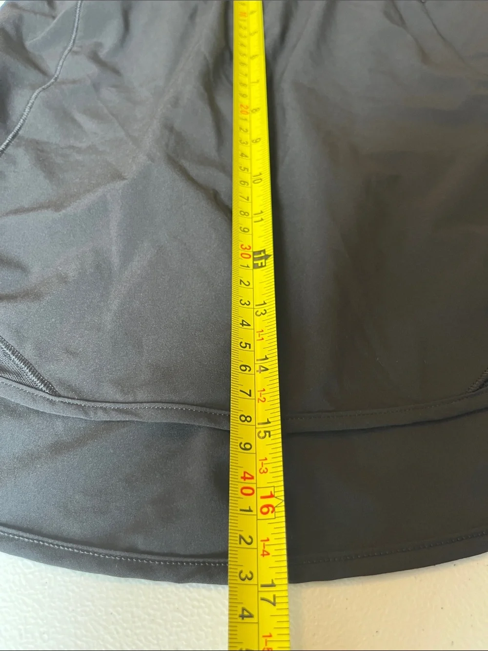 Lululemon Hotty Hot High-Rise Skirt in Black